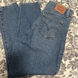 Levi’s high wasted mom jeans